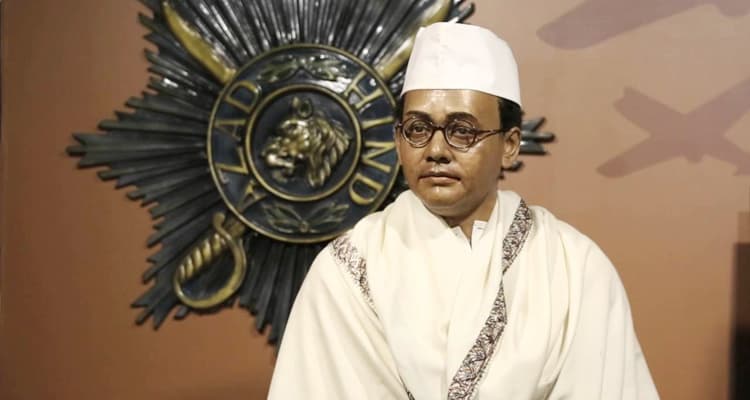 Mother's Wax Museum - Wax Statues