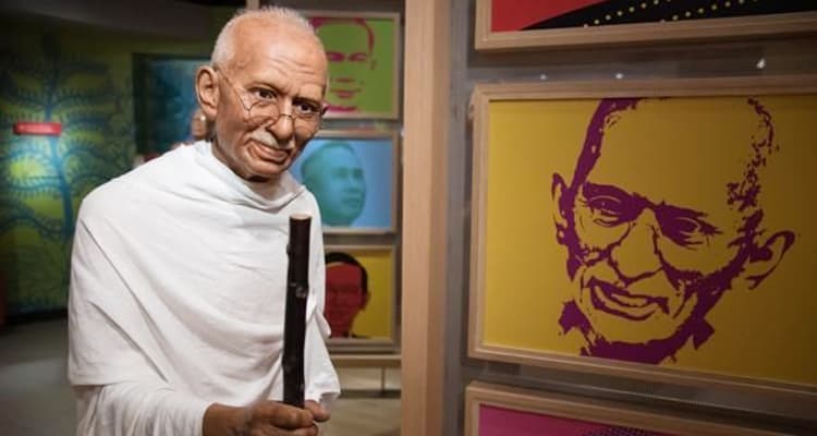 Mother's Wax Museum - Display