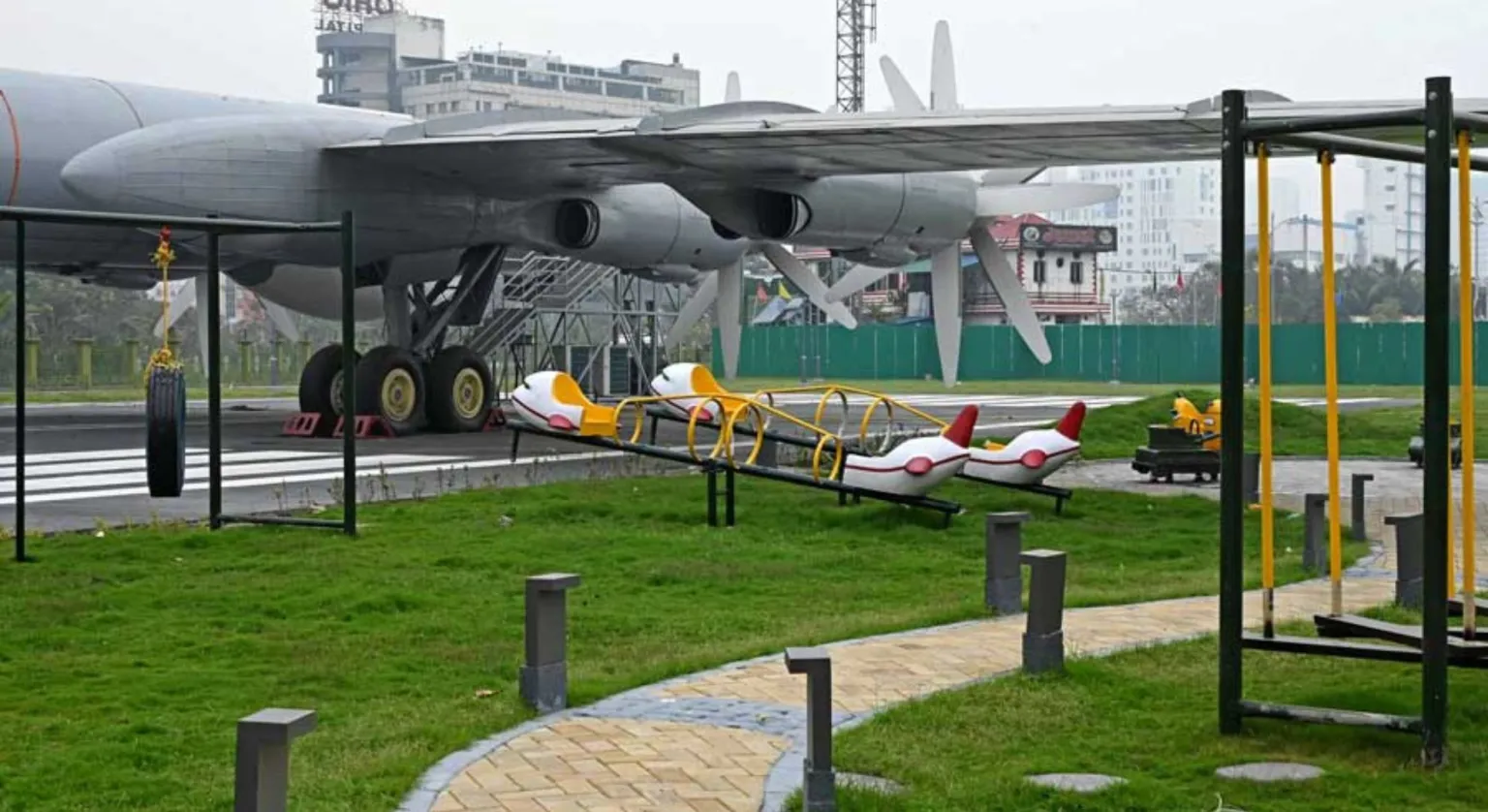 Naval Aircraft Museum - Aircraft Display