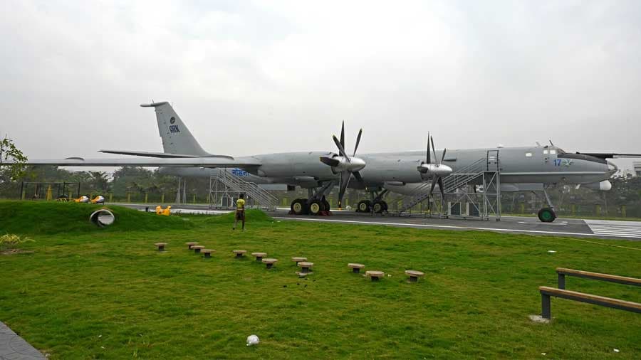 Naval Aircraft Museum 